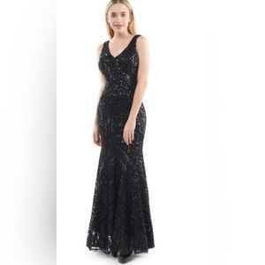 Lenovia - Sparkling All Over Sequin V Neck Evening Dress. Size L